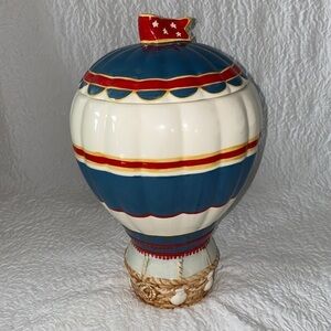 David's Cookies Disney OZ The Great & Powerful Hot Air Balloon Cookie Jar